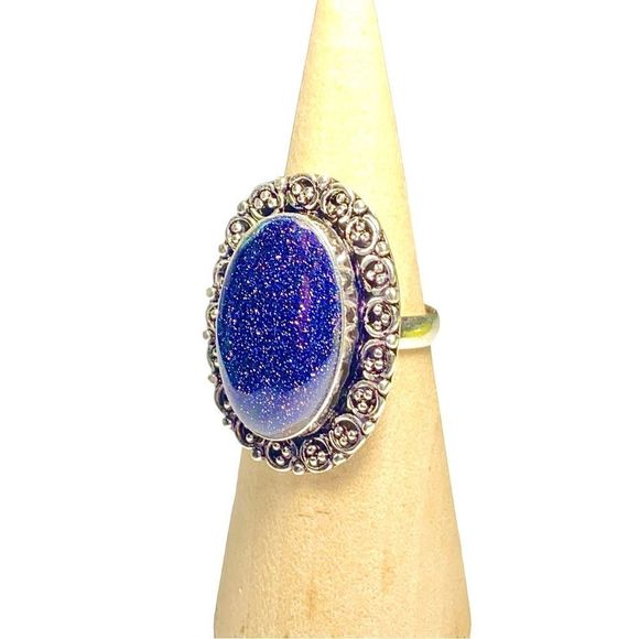 Natural Blue Sunstone in a Handcrafted 925 Stamped Ring (8.75) - Picture 3 of 9